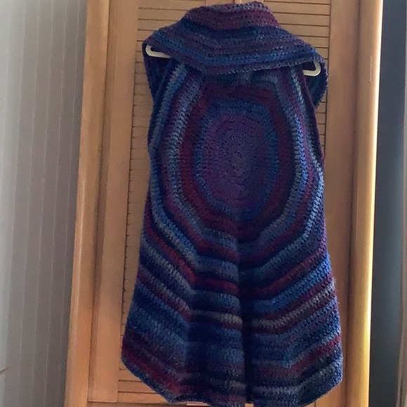 Cape Hand Knitted with head band - Picture 1 of 3